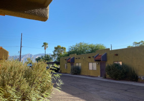 3420 Flower Street, Tucson, Arizona 85716, 2 Bedrooms Bedrooms, ,Four-Plex,For Rent,Flower,1980