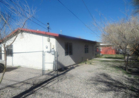 636 E Waverly St Unit 2, Tucson, Arizona 85719, 3 Bedrooms Bedrooms, ,1 BathroomBathrooms,Home,For Rent,E Waverly St Unit 2,1094