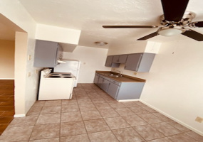 5711 E 26th St Unit D, Tucson, Arizona 85711, 2 Bedrooms Bedrooms, ,1 BathroomBathrooms,Four-Plex,For Rent,E 26th St Unit D,2038