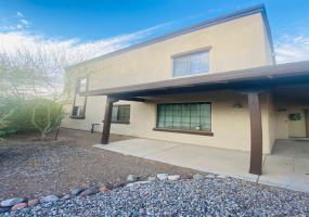 3709 4th Street, Tucson, Arizona 85716, 4 Bedrooms Bedrooms, ,3 BathroomsBathrooms,Duplex,For Rent,4th,2141