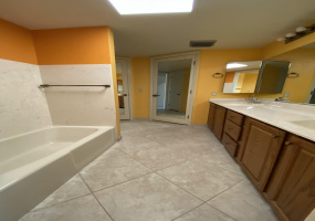 150 W Calle Martina, Tucson, Arizona 85614, 2 Bedrooms Bedrooms, ,2 BathroomsBathrooms,Home,For Rent,W Calle Martina,2236