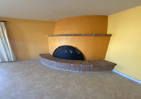 150 W Calle Martina, Tucson, Arizona 85614, 2 Bedrooms Bedrooms, ,2 BathroomsBathrooms,Home,For Rent,W Calle Martina,2236