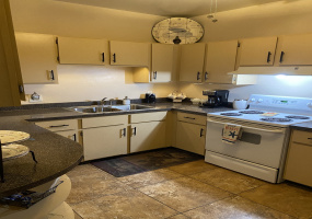 2018 W Cadbury Ct, Tucson, Arizona 85713, 3 Bedrooms Bedrooms, ,2 BathroomsBathrooms,Townhouse,For Rent,W Cadbury Ct,2253