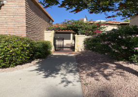 10124 N Sawgrass Dr, Oro Valley, Arizona 85737, 2 Bedrooms Bedrooms, ,2 BathroomsBathrooms,Townhouse,For Rent,N Sawgrass Dr,2260
