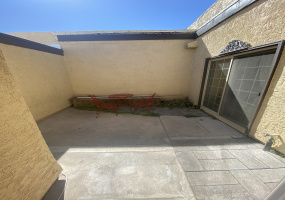 2418 W Drachman St, Tucson, Arizona 85745, 2 Bedrooms Bedrooms, ,2 BathroomsBathrooms,Townhouse,For Rent,W Drachman St,2263