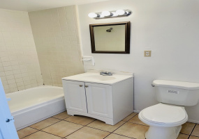 5250 E Bellevue St, Arizona, 1 Bedroom Bedrooms, ,1 BathroomBathrooms,Apartment,For Rent,5250 E Bellevue St ,2268
