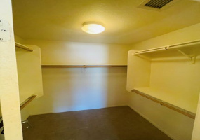 2174 E Calle Los Marmoles, Tucson, Arizona 85705, 2 Bedrooms Bedrooms, ,2 BathroomsBathrooms,Home,For Rent,E Calle Los Marmoles,2276