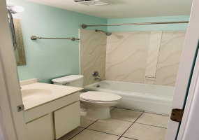 1219 N Dodge Blvd, Tucson, Arizona 85716, 2 Bedrooms Bedrooms, ,1 BathroomBathrooms,Four-Plex,For Rent,N Dodge Blvd,2360