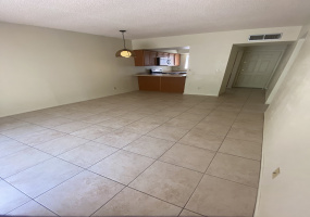 654 E Drachman St, Tucson, Arizona 85705, 2 Bedrooms Bedrooms, ,1 BathroomBathrooms,Townhouse,For Rent,E Drachman St,2379