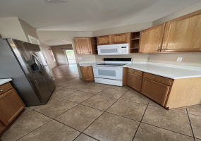 7275 W Opossum Dr, Tucson, Arizona 85743, 3 Bedrooms Bedrooms, ,2 BathroomsBathrooms,Home,For Rent,W Opossum Dr,2415