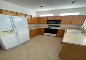 277 N Cobalt Dr, Green Valley, Arizona 85614, 2 Bedrooms Bedrooms, ,2 BathroomsBathrooms,Home,For Rent,N Cobalt Dr,2442