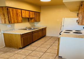 5711 26th Street, Tucson, Arizona 85711, 2 Bedrooms Bedrooms, ,1 BathroomBathrooms,Four-Plex,For Rent,26th,2472