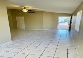 1610 Denning Court, Tucson, Arizona 85746, 3 Bedrooms Bedrooms, ,2 BathroomsBathrooms,Home,For Rent,Denning,2475