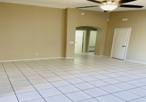 1610 Denning Court, Tucson, Arizona 85746, 3 Bedrooms Bedrooms, ,2 BathroomsBathrooms,Home,For Rent,Denning,2475