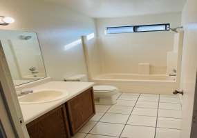 1610 Denning Court, Tucson, Arizona 85746, 3 Bedrooms Bedrooms, ,2 BathroomsBathrooms,Home,For Rent,Denning,2475