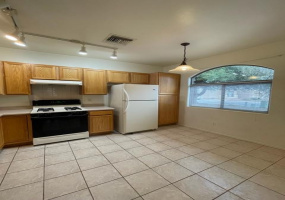 2301 Avenida Tabica, Green Valley, Arizona 85614, 3 Bedrooms Bedrooms, ,2 BathroomsBathrooms,Home,For Rent,Avenida Tabica,2509