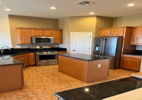 5131 W Wild Burro Spring Dr, Marana, Arizona 85658, 3 Bedrooms Bedrooms, ,2 BathroomsBathrooms,Home,For Rent,W Wild Burro Spring Dr,2627