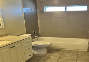 1721 E Glenn St, Arizona, 2 Bedrooms Bedrooms, ,1 BathroomBathrooms,Apartment,For Rent,1721 E Glenn St,2649