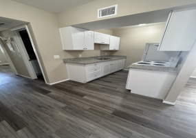 1210 N Catalina Ave, Tucson, Arizona 85712, 1 Bedroom Bedrooms, ,1 BathroomBathrooms,Apartment,For Rent,N Catalina Ave,2692