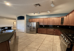 7864 Box Camp Pl, Arizona 85743, 4 Bedrooms Bedrooms, ,2 BathroomsBathrooms,Home,For Rent,Box Camp,2720