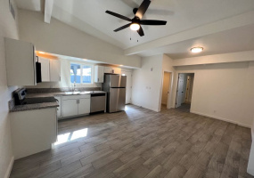 4809 E 4th St, Tucson, Arizona 85711, 2 Bedrooms Bedrooms, ,2 BathroomsBathrooms,Duplex,For Rent,E 4th St,2743