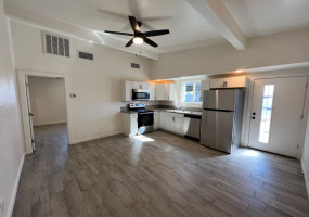 4809 E 4th St, Tucson, Arizona 85711, 2 Bedrooms Bedrooms, ,2 BathroomsBathrooms,Duplex,For Rent,E 4th St,2743