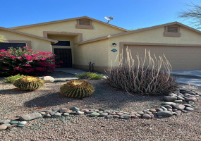 3648 W Sunbonnet Place, Tucson, Arizona 85742, 3 Bedrooms Bedrooms, ,2 BathroomsBathrooms,Home,For Rent,W Sunbonnet Place,2769