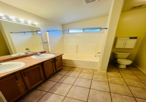 E Pale Blue Topaz 9430, Tucson, Arizona 85747, 3 Bedrooms Bedrooms, ,2 BathroomsBathrooms,Home,For Rent,9430,2780