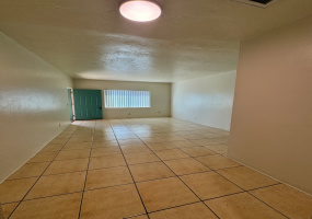 1327 N First Ave, Arizona 85719, 2 Bedrooms Bedrooms, ,1 BathroomBathrooms,Townhouse,For Rent,N First Ave,2813