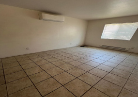 107 W Rillito St #101, Tucson, Arizona 85705, 2 Bedrooms Bedrooms, ,1 BathroomBathrooms,Apartment,For Rent,W Rillito St #101,2861