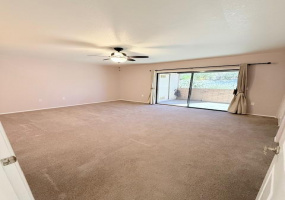 8638 N Little Oak Lane, Tucson, Arizona 85704, 2 Bedrooms Bedrooms, ,1 BathroomBathrooms,Townhouse,For Rent,N Little Oak Lane,2870