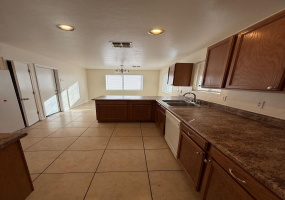 1284 W Laporte Ln, Tucson, Arizona 85714, 3 Bedrooms Bedrooms, ,2 BathroomsBathrooms,Home,For Rent,W Laporte Ln,2874