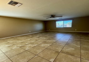 8464 N Mountain Stone Pine Way, Arizona 85743, 3 Bedrooms Bedrooms, ,2 BathroomsBathrooms,Home,For Rent,8464 N Mountain Stone Pine Way,2887
