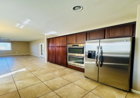 8464 N Mountain Stone Pine Way, Arizona 85743, 3 Bedrooms Bedrooms, ,2 BathroomsBathrooms,Home,For Rent,8464 N Mountain Stone Pine Way,2887