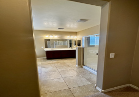 8464 N Mountain Stone Pine Way, Arizona 85743, 3 Bedrooms Bedrooms, ,2 BathroomsBathrooms,Home,For Rent,8464 N Mountain Stone Pine Way,2887