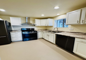 415 E 33rd St Tucson AZ 85713, Arizona, 3 Bedrooms Bedrooms, ,1 BathroomBathrooms,Home,For Rent,415 E 33rd St Tucson AZ 85713,2895