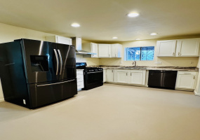 415 E 33rd St Tucson AZ 85713, Arizona, 3 Bedrooms Bedrooms, ,1 BathroomBathrooms,Home,For Rent,415 E 33rd St Tucson AZ 85713,2895