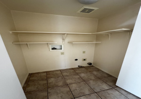 9811 E Stonehaven Way, Tucosn, Arizona 85747, 3 Bedrooms Bedrooms, ,2 BathroomsBathrooms,Home,For Rent,E Stonehaven Way,2898