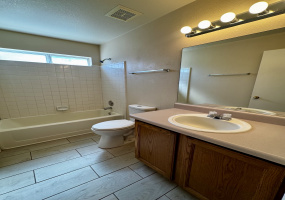 9811 E Stonehaven Way, Tucosn, Arizona 85747, 3 Bedrooms Bedrooms, ,2 BathroomsBathrooms,Home,For Rent,E Stonehaven Way,2898