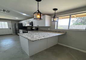 1744 S Chrysler Ave, Arizona 85713, 3 Bedrooms Bedrooms, ,2 BathroomsBathrooms,Home,For Rent,1744 S Chrysler Ave,2901
