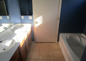 5979 E Franklin Tale Dr, Tucson, Arizona 85756, 3 Bedrooms Bedrooms, ,2 BathroomsBathrooms,Home,For Rent,E Franklin Tale Dr,1013