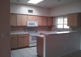 542 E Savannah St, Vail, Arizona 85641, 2 Bedrooms Bedrooms, ,2 BathroomsBathrooms,Home,For Rent,E Savannah St,1015