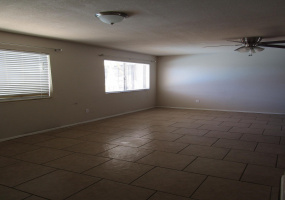1519 Logan Drive, Tucson, Arizona 85710, 4 Bedrooms Bedrooms, ,2 BathroomsBathrooms,Home,For Rent,Logan,1269