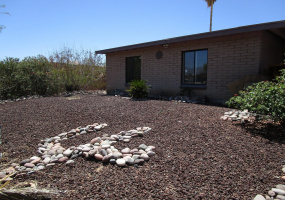 1519 Logan Drive, Tucson, Arizona 85710, 4 Bedrooms Bedrooms, ,2 BathroomsBathrooms,Home,For Rent,Logan,1269