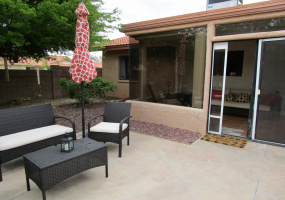 5640 Placita Favorita, Tucson, Arizona 85750, 3 Bedrooms Bedrooms, ,2.5 BathroomsBathrooms,Home,For Rent,Placita Favorita,1329