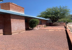 1844 Warren Avenue, Tucson, Arizona 85719, 3 Bedrooms Bedrooms, ,1 BathroomBathrooms,Home,For Rent,Warren,1343