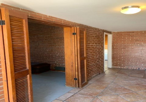 1844 Warren Avenue, Tucson, Arizona 85719, 3 Bedrooms Bedrooms, ,1 BathroomBathrooms,Home,For Rent,Warren,1343