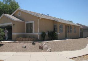 1661 W Thorne St, Tucson, Arizona 85746, 3 Bedrooms Bedrooms, ,2 BathroomsBathrooms,Home,For Rent,W Thorne St,1389
