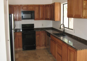 1661 W Thorne St, Tucson, Arizona 85746, 3 Bedrooms Bedrooms, ,2 BathroomsBathrooms,Home,For Rent,W Thorne St,1389