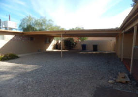 2831 E Edison St, Tucson, Arizona 85716, 3 Bedrooms Bedrooms, ,2 BathroomsBathrooms,Home,For Rent,E Edison St,1031